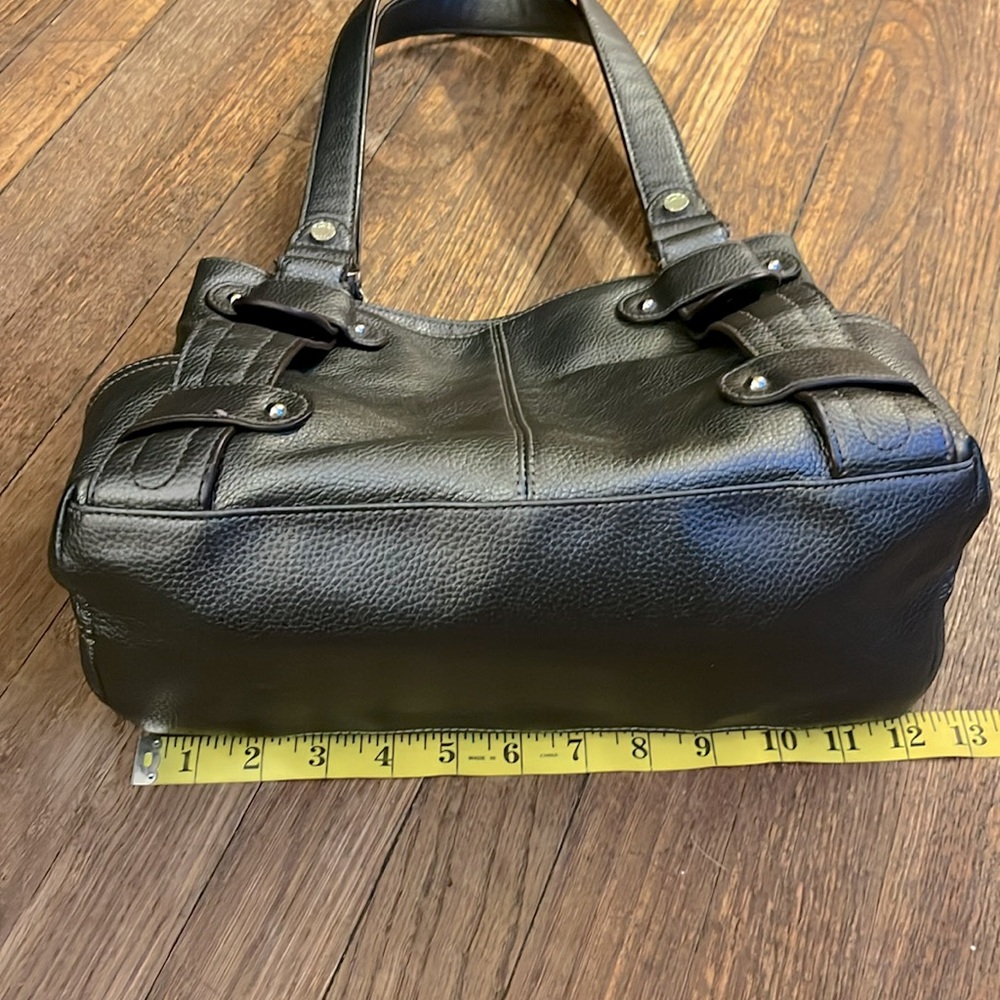 Tignanello shoulder bag pebbled leather gray metallic quiet luxury - Picture 14 of 14